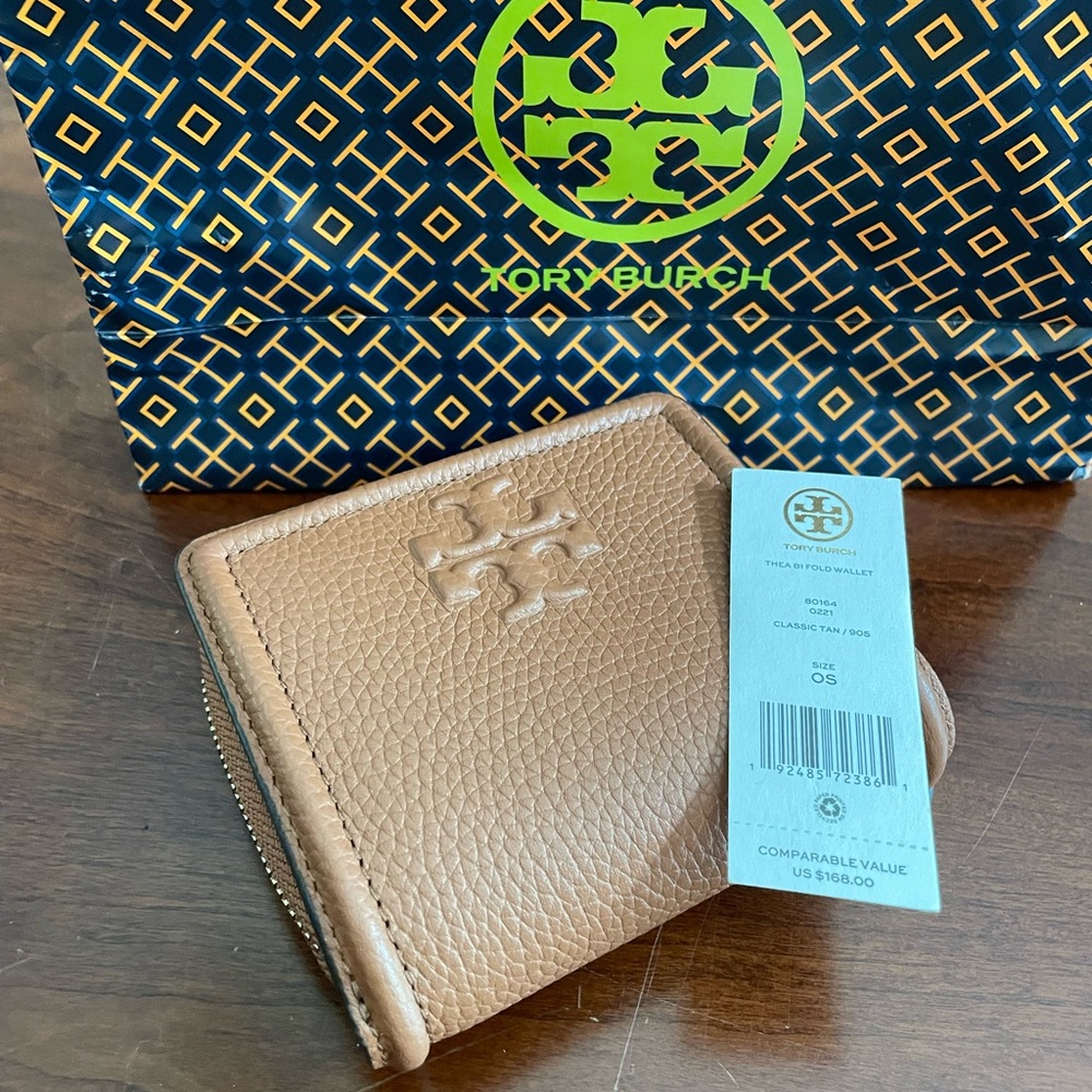 Brand new Tory Burch Thea Bi Fold Wallet